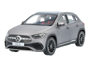 Метален автомобил Mercedes-Benz GLA 2020 Zmodels 1:18 B66961037