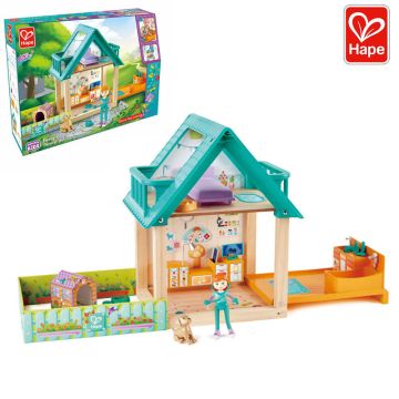 Детска Дървена ветеринарна клиника Hape H3408