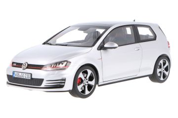 Метална кола Volkswagen Golf GTI 2013 Reflex Silver Norev 1:18 - 188551
