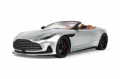 Умален модел Aston Martin DB12 GT SPIRIT GT945 - 1:18