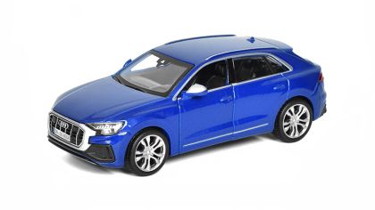 Метален автомобил Audi SQ8 S-Line 2020 Bburago 1:32