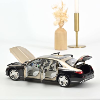 Метална кола Mercedes Maybach S 680 4MATIC 2021 Norev 1:18 - 183917