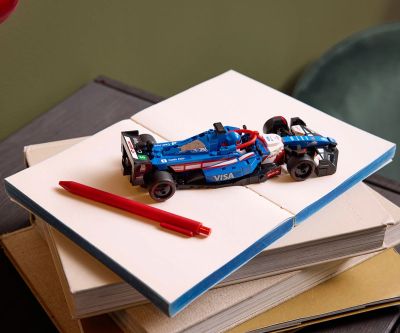 Конструктор LEGO Speed Champions 77246 Болид Visa Cash App RB VCARB 01 F1®