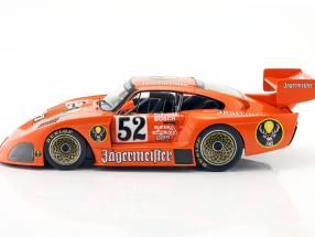 Метална кола Kremer Porsche 935 K4 WERK83 W18010002 - 1:18