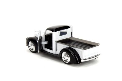 Метален автомобил MICKEY MOUSE FORD PICKUP 1941 1:32 Jada 253072002
