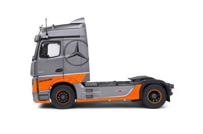Метален камион влекач Mercedes-Benz Actros L 2019 SOLIDO 1:24