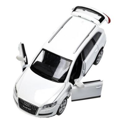 Метален автомобил Audi Q7 1/24 MSZ 68249