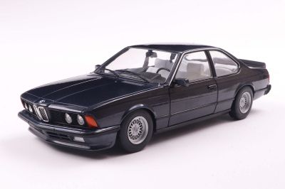 Метален автомобил BMW 635 CSI SOLIDO 1:18 - 1810306 