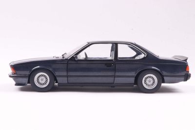 Метален автомобил BMW 635 CSI SOLIDO 1:18 - 1810306 