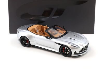 Умален модел Aston Martin DB12 GT SPIRIT GT945 - 1:18