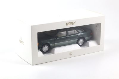 Метална кола Mercedes-Benz 230 E Norev 1:18 - 183952
