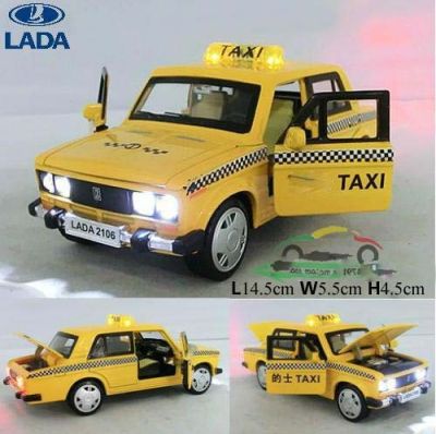 Метална кола Лада/Lada такси/taxi с светлини и звуци 1:32