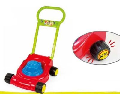 Moni детска косачка за трева Mochtoys 10631