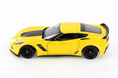 Метална количка 2017 Chevrolet Corvette Z06 Welly 1:24 жълта