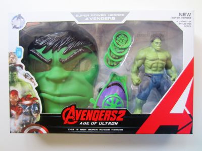 комплект маска с фигурка и изстрелвачка 