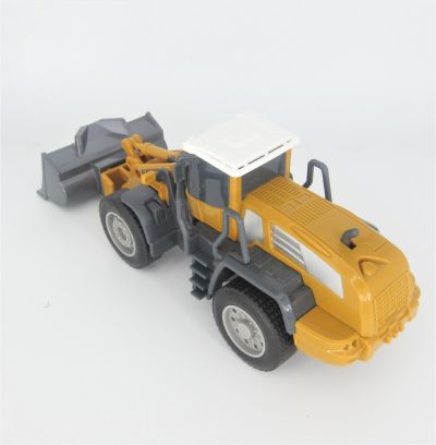 Детска строителна машина Фадрома с лопата