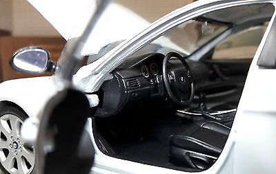 Welly Метална количка 2017 Chevy Silverado - 1:24