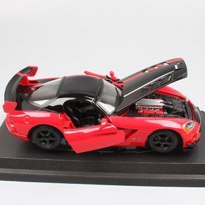 Метален автомобил Dodge Viper SRT 10 ACR Bburago 1:24 