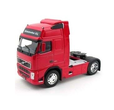 Метален камион влекач Volvo FH12 WELLY 1/32
