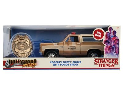 Метален автомобил Police Stranger Things 1979 Chevy Blazer 1:24 Jada Toys 253255003