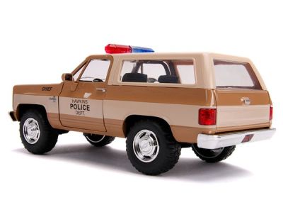 Метален автомобил Police Stranger Things 1979 Chevy Blazer 1:24 Jada Toys 253255003