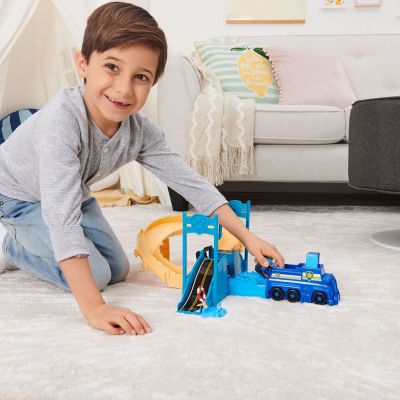Писта с изстрелвачка Chase Rescue Set PAW PATROL 