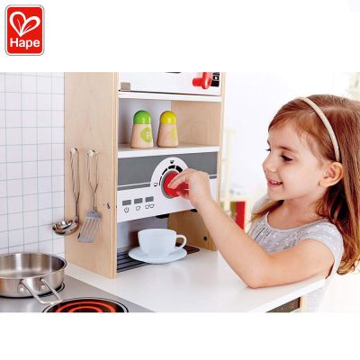 Дървена кухня със звукови и светлинни ефекти All-in-1 Hape H3145