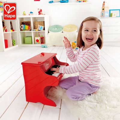 Детско дървено пиано Червено Hape H0318