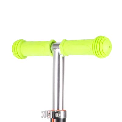 Тротинетка със светещи колела YUPPEE; Red FLAME