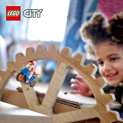 Конструктор LEGO CITY STUNTZ Каскадьорски мотор ракета 60298