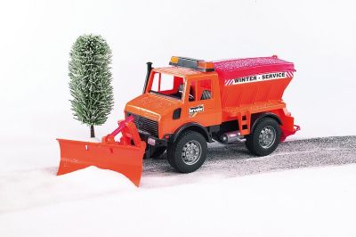 Детски снегорин Mercedes Benz Unimog Bruder 02572