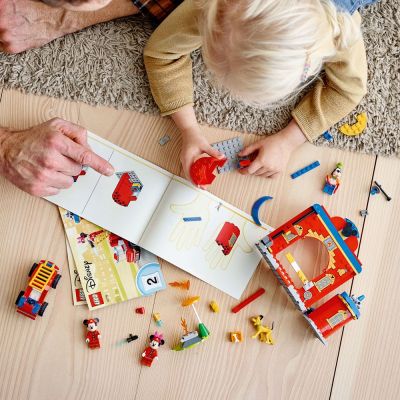 Конструктор LEGO Mickey Пожарникарска станция и камион на Mickey 10776
