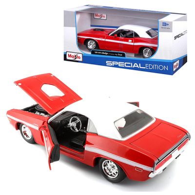 Метална кола Dodge Challenger R/T Coupe 1970 MAISTO 1:24 - 31263