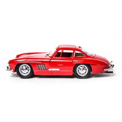 Метален автомобил Mercedes-Benz 300 SL 1954 RED Bburago 1:24 