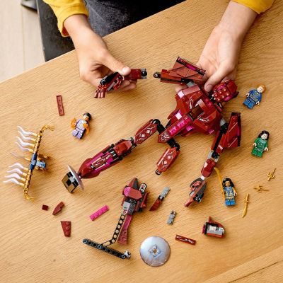 Конструктор LEGO Super Heroes В сянката на Arishem 76155