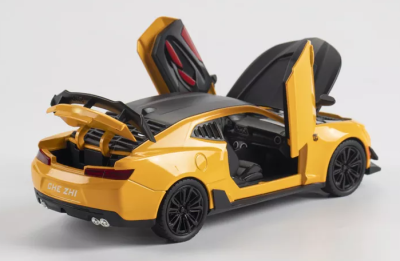 Метален автомобил със звук и светлини Chevrolet Camaro 1/24, жълт