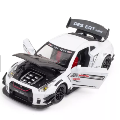Метален автомобил със звук и светлини Nissan GT-R Nismo 1/24, БЯЛ