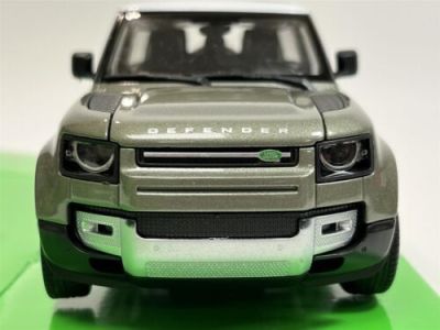 Метален джип Land Rover Defender Welly 1/24  