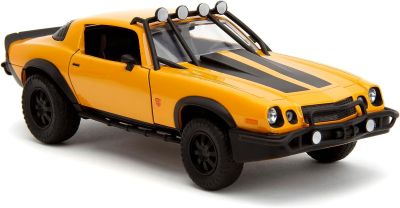 Метален автомобил Transformers 1977 Chevrolet Camaro Bumblebee 1:24 Jada Toys 253115010 