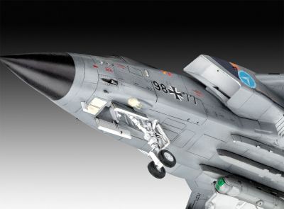 Сглобяем модел Revell самолет Tornado ASSTA 3.1
