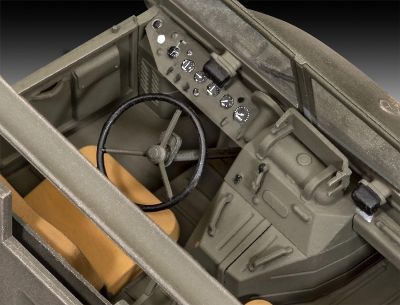 Сглобяем модел Revell Камион Unimog 404 S