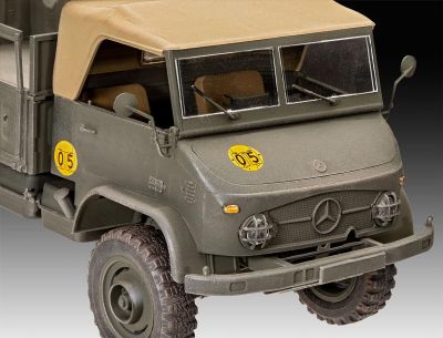 Сглобяем модел Revell Камион Unimog 404 S