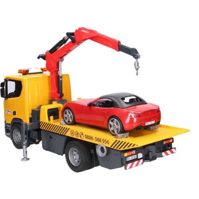 Камион паяк с платформа Scania Super 560R с кола Роудстър Bruder 03552 