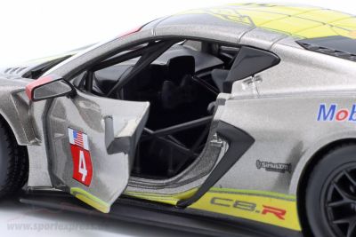 Метален автомобил Chevrolet Corvette C8.R Bburago 1:24 