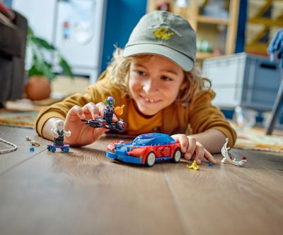 Конструктор LEGO Marvel Super Heroes 76279 Състезателната кола на Спайдърмен с Венъм и Зеления гоблин