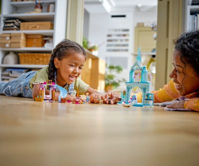 Конструктор LEGO Disney Princess 43238 Замръзналият замък на Елза