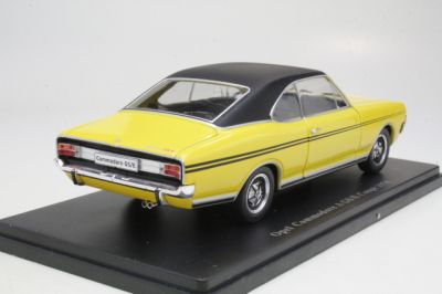 Метална кола Opel Commodore A GS/E Coupe - 1970 Hachette AB24P004