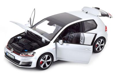 Метална кола Volkswagen Golf GTI 2013 Reflex Silver Norev 1:18 - 188551