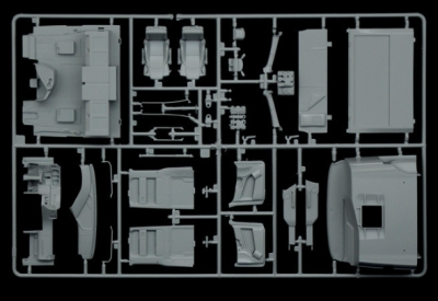 Сглобяем камион Mercedes Benz Actros MP4 Gigaspace 1/24 ITALERI 3905