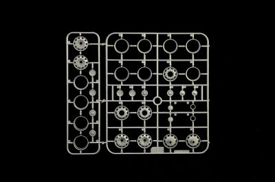 Сглобяем камион VOLVO FH16 GLOBETROTTER XL 1/24 ITALERI 3940